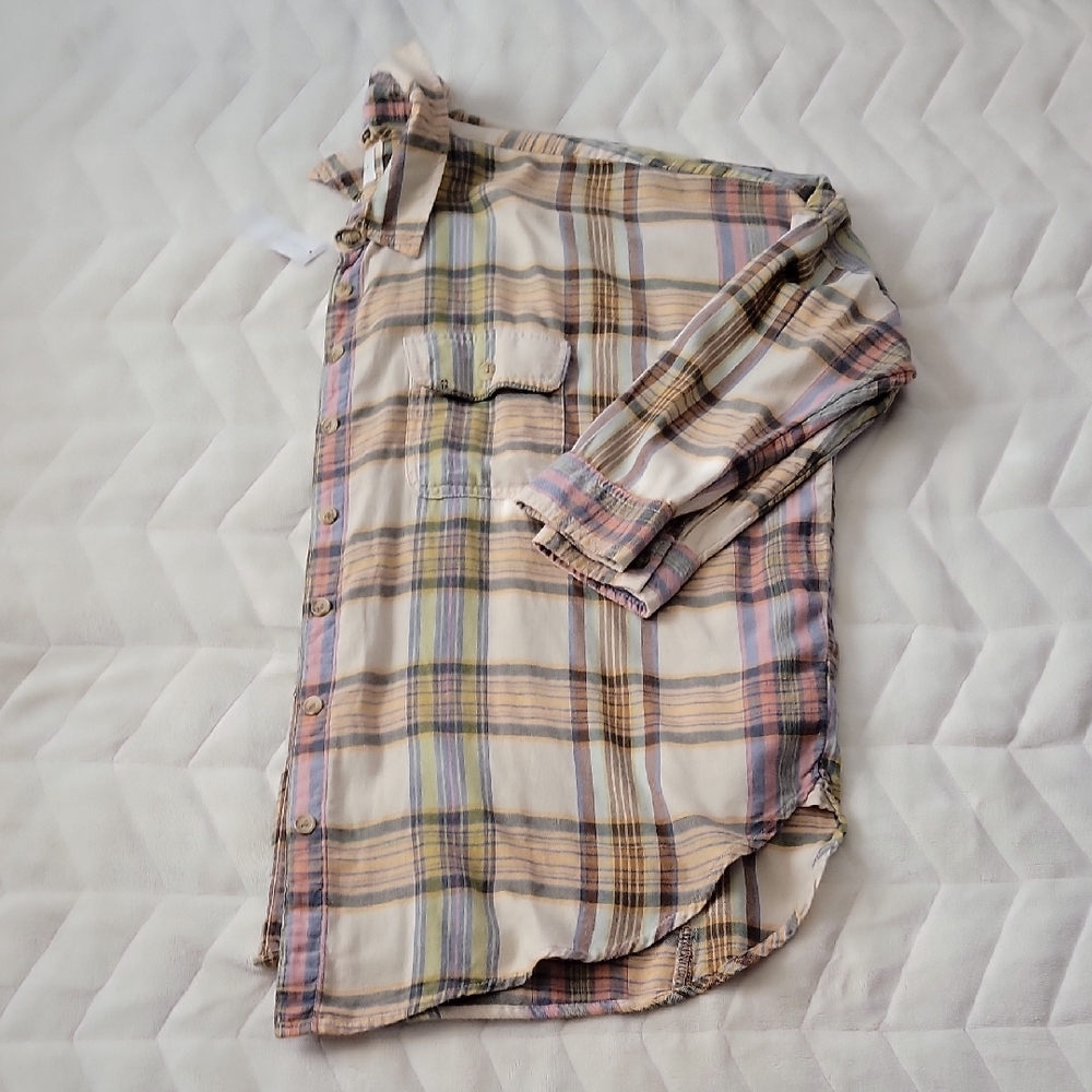 American Eagle Outfitters Plaid Button-Up Shirt - Cream, Pink, Brown